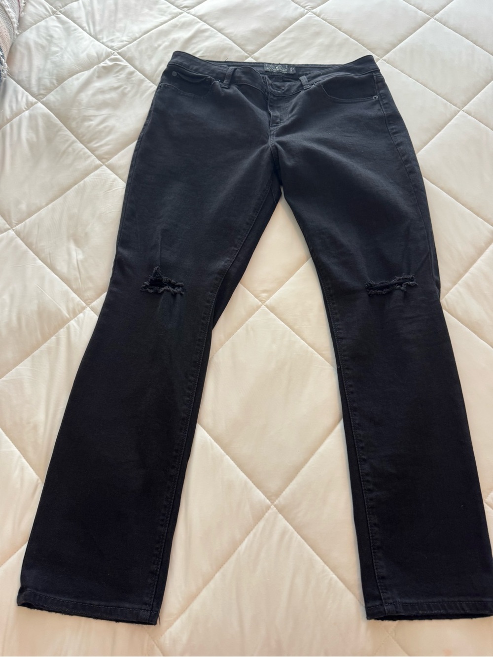 Lucky Brand Black Straight-Leg Jeans with Knee Distress